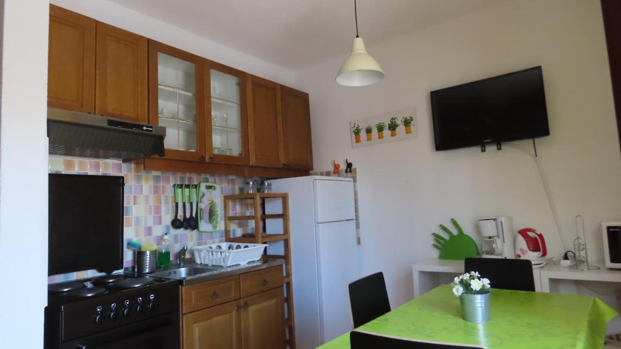 Apartments Kamelija Malinska Eksteriør bilde