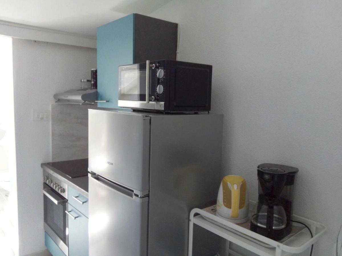 Apartments Kamelija Malinska Eksteriør bilde