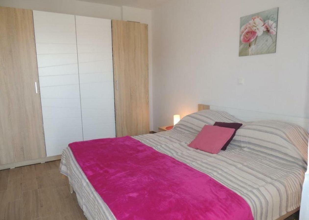 Apartments Kamelija Malinska Eksteriør bilde